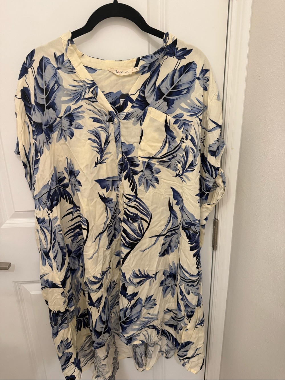 Millibon Cream Button-Down Shirt with Blue Floral Print (L)